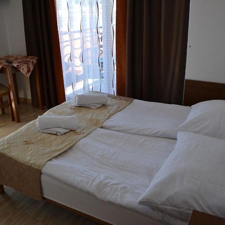 Gosciniec Kaszebe Bed & Breakfast Leba Bagian luar foto