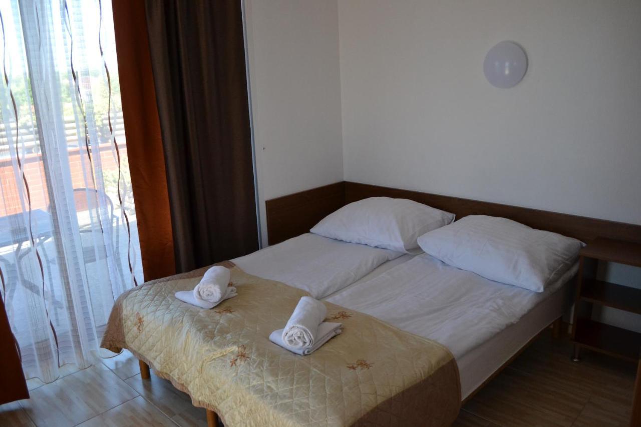 Gosciniec Kaszebe Bed & Breakfast Leba Bagian luar foto