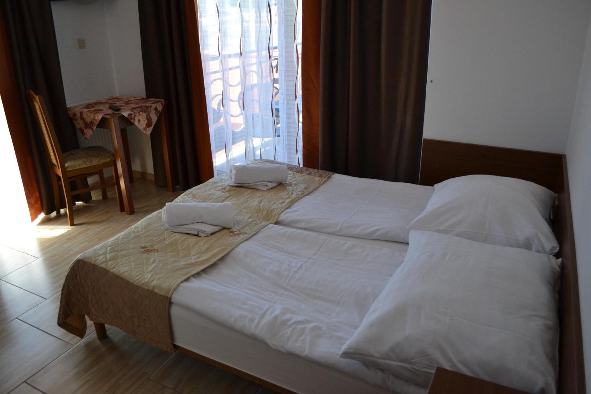 Gosciniec Kaszebe Bed & Breakfast Leba Bagian luar foto